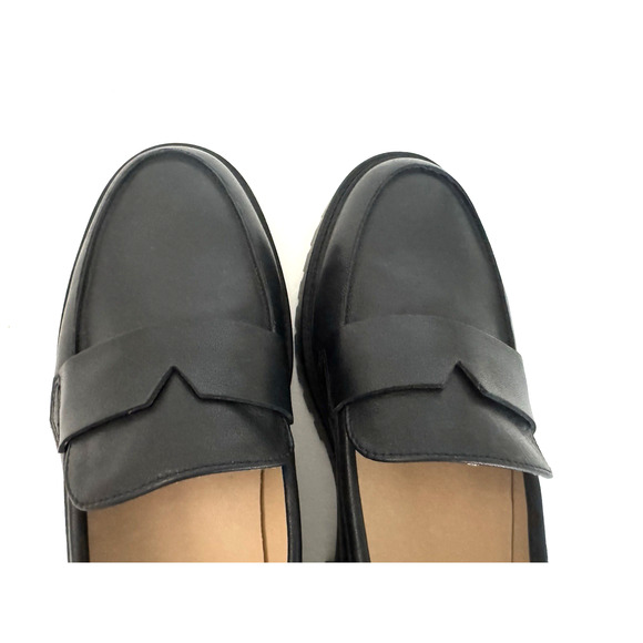 Banana Republic Vee-Strap Lugg Loafers 10-10.5 W Black Leather Chunky Lug Sole - Picture 5 of 14
